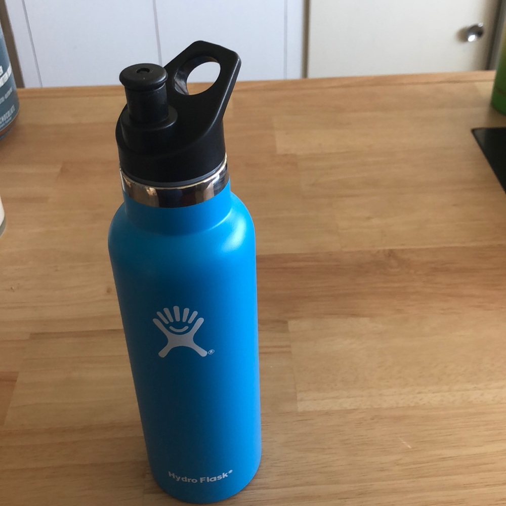 NWOT Hydro Flask water bottle